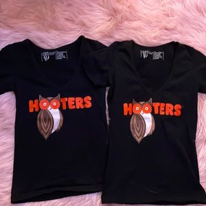 Black hooters quarter sleeve